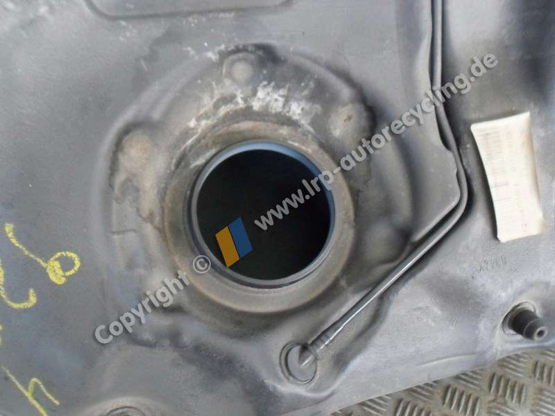 Mercedes Benz S211 BJ2003 Tank Kraftstoffbehälter A2114701901 KOMBI Benzin